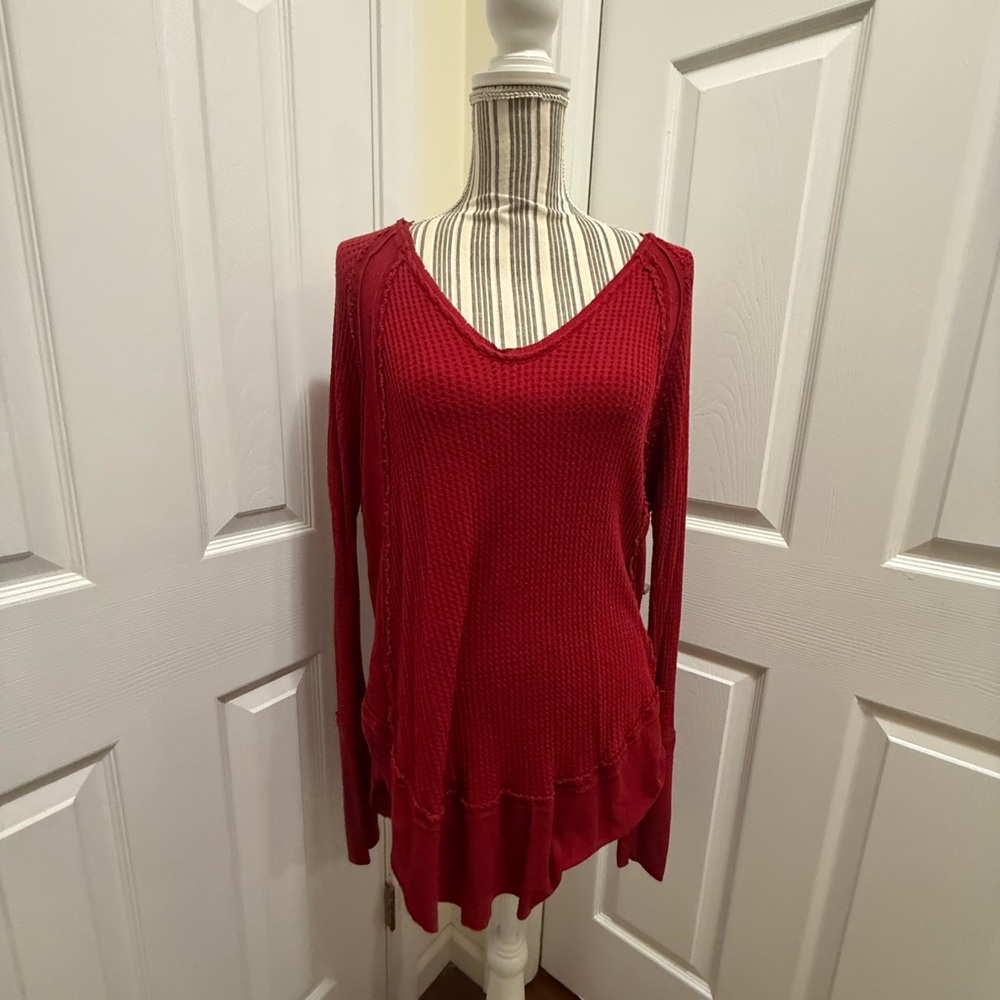 We the Free Free People Thermal V-Neck Knit Tunic Red Med NWOT